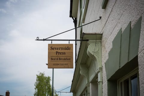 Property building, Property logo or sign