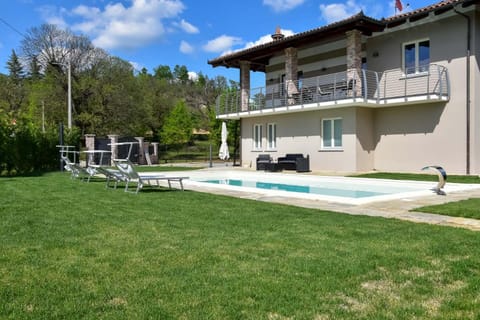 Garden, Swimming pool, Swimming pool