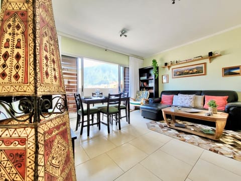View (from property/room), Living room, Dining area