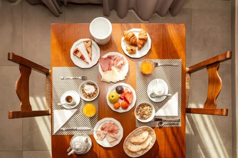 Continental breakfast