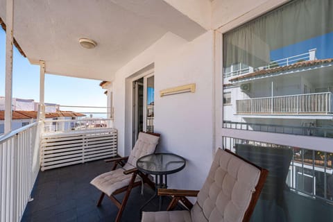 Day, Balcony/Terrace