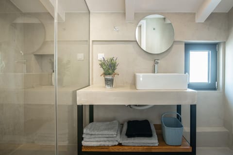 Stylish & elegant loft suite in the city center Apartment in Zakynthos