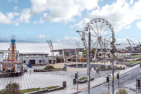 APARTMENT 2 and 4 - PORTRUSH MARINE APARTMENTS Apartment in Portrush