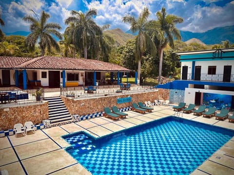 Property building, Swimming pool