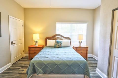 101 - Palms of Treasure Island House in Treasure Island