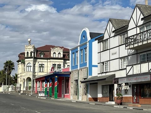 Property building, Neighbourhood, Street view