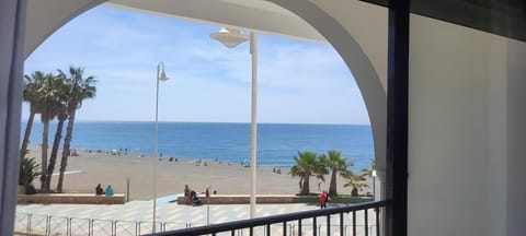 Nearby landmark, Day, Natural landscape, View (from property/room), Balcony/Terrace, Beach, Sea view