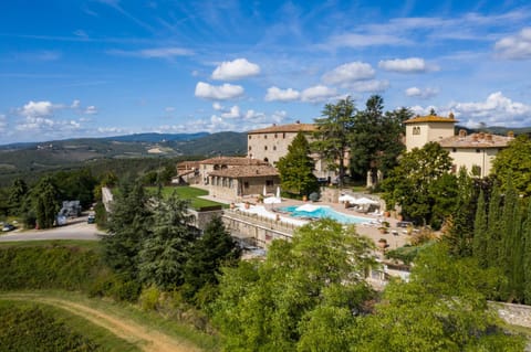Rocca Di Castagnoli Farm Stay in Tuscany