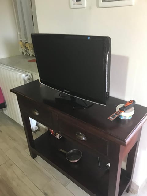 La casa dei quadri Apartment in Province of Massa and Carrara