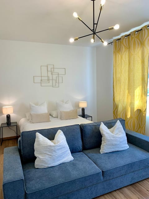 Living room, Photo of the whole room, Bedroom