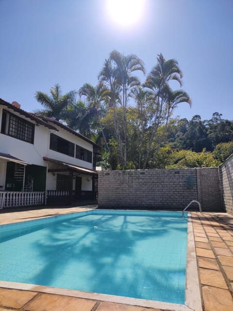 Espaço 579 House in Miguel Pereira