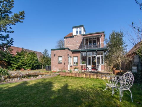 Property building, Summer