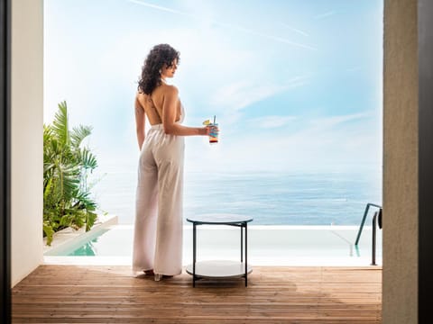 View (from property/room), Balcony/Terrace, Sea view