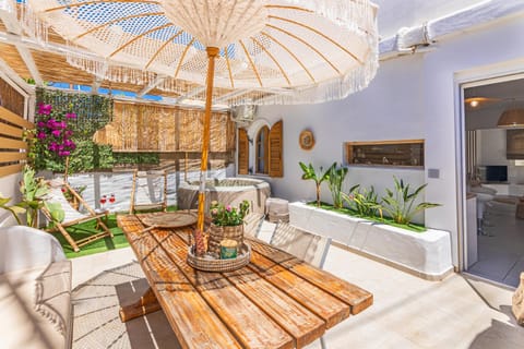 Patio, Seating area, Dining area