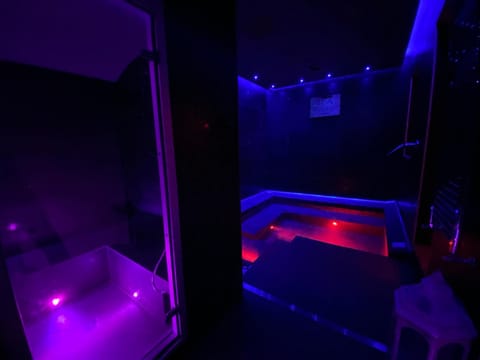 Steam room, Spa and wellness centre/facilities, Swimming pool