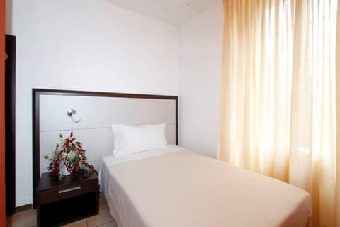 Albergo Maccagno Bed and Breakfast in Canton of Ticino