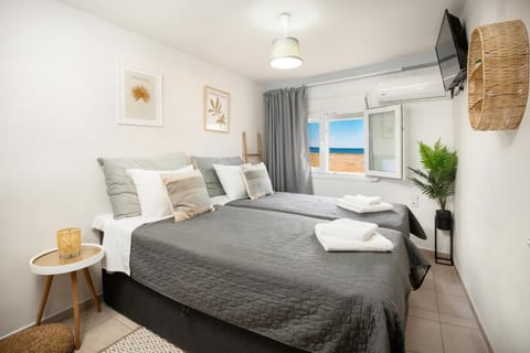 Bedroom, Sea view