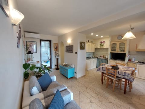 Casa Bianca House in Pietrasanta