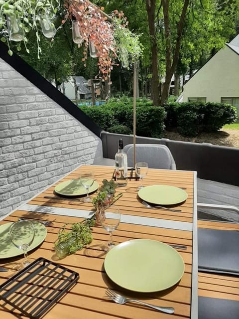 Balcony/Terrace, Garden view