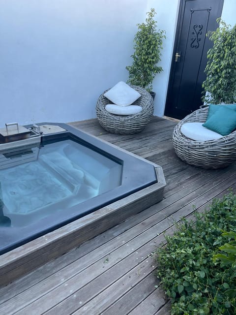 Hot Tub