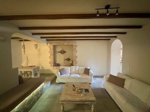 Flash House Apartment in Spetses