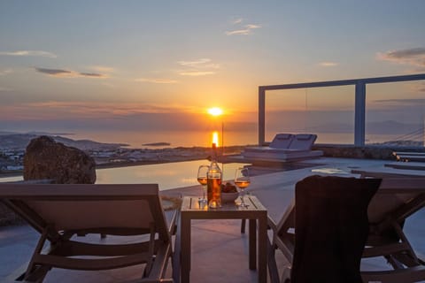 Swimming pool, Sunset, sunbed