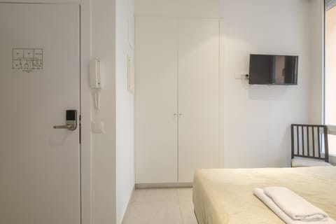 Comfortable Room close to City Centre Bed and Breakfast in Valencia