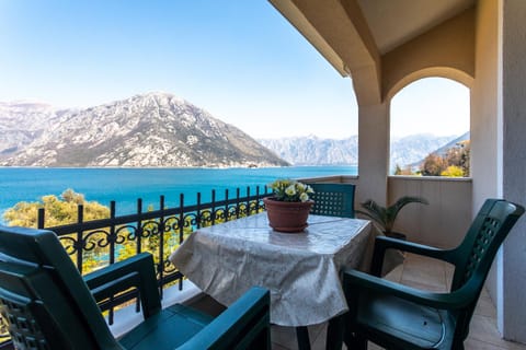 Patio, Balcony/Terrace, Mountain view, Sea view