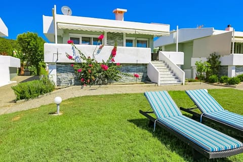 Property building, Patio