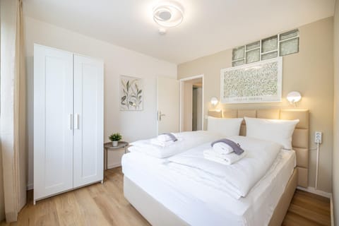 Bed, Photo of the whole room, Bedroom, towels, wardrobe