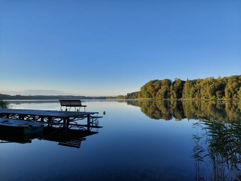 Beach, Lake view