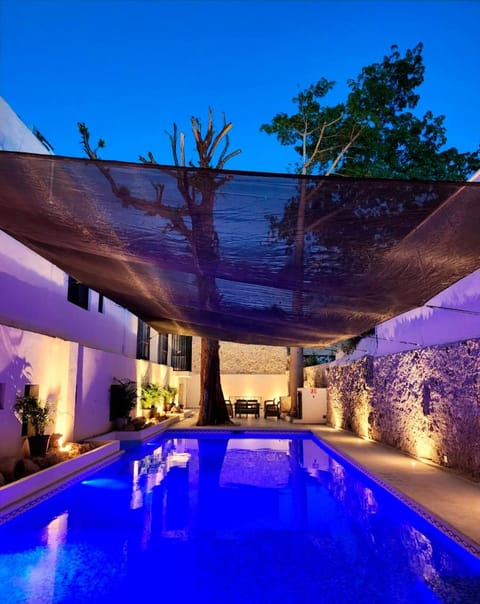 Property building, Swimming pool
