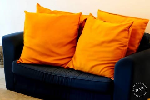 Superbe appartement T2 de 50m2 près de Genève à Saint Julien en Genevois idéal pour couple avec 2 enfants jusqu'à 18 ans Apartment in Saint-Julien-en-Genevois