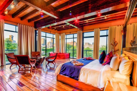 Photo of the whole room, Bedroom