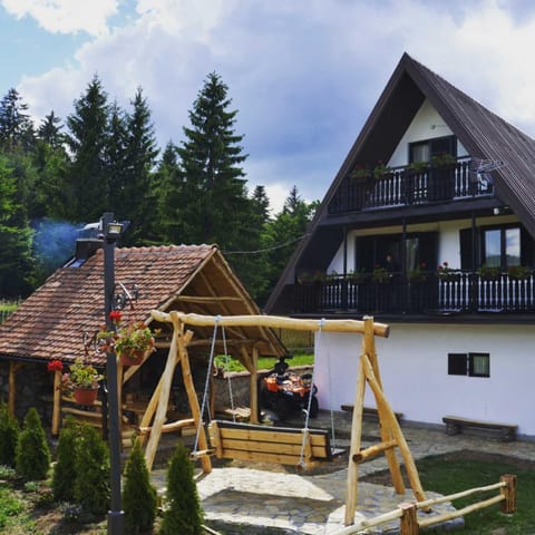 Vila Šapat šume Villa in Zlatibor District, Serbia