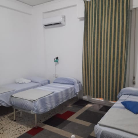 Bed, Photo of the whole room, Bedroom, air conditioner