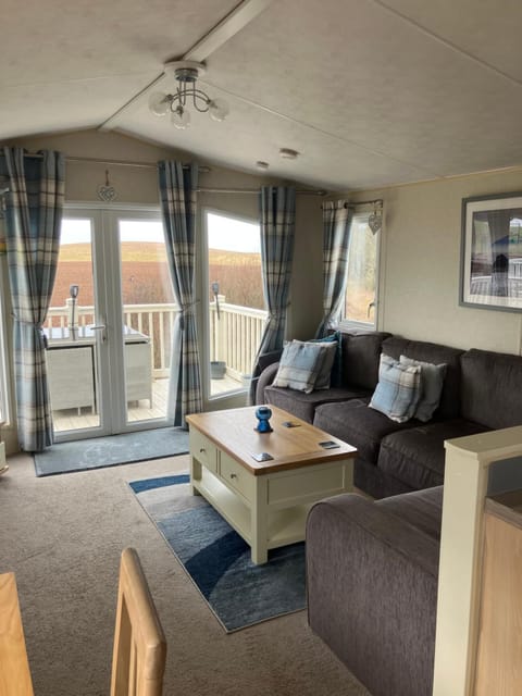 Carnoustie 24 - Turnberry Holiday Park - short walk to beach House in England