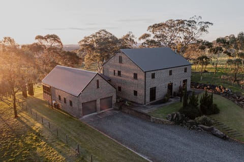 Property building, Bird's eye view, Meeting/conference room, wedding