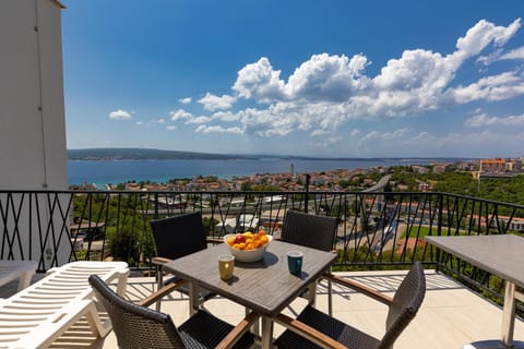 Balcony/Terrace, City view, River view, Sea view, Sunset