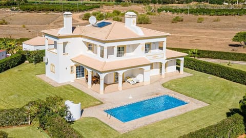 Property building, Garden, Swimming pool