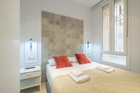 Room close to City Centre Bed and Breakfast in Valencia