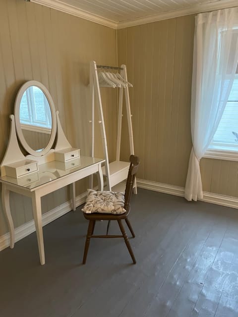 2. etg i Dampskipsbrygga, Lødingen havn Apartment in Nordland, Norway