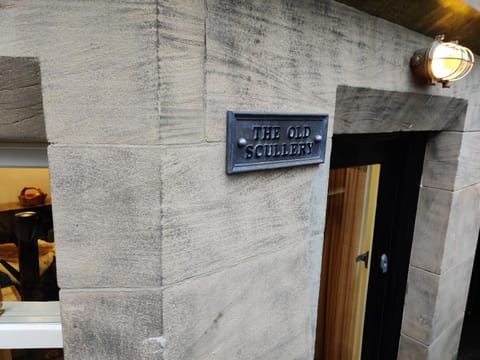 Facade/entrance, Property logo or sign