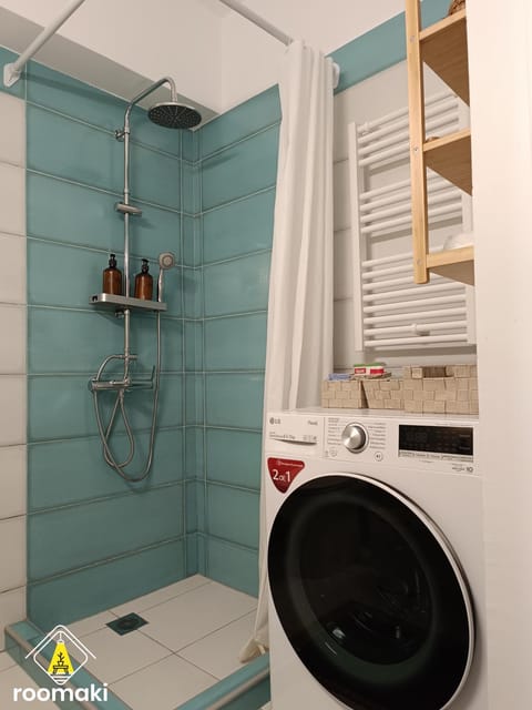 roomaki -tasteful studio in the center w/ parking Apartment in Euboea