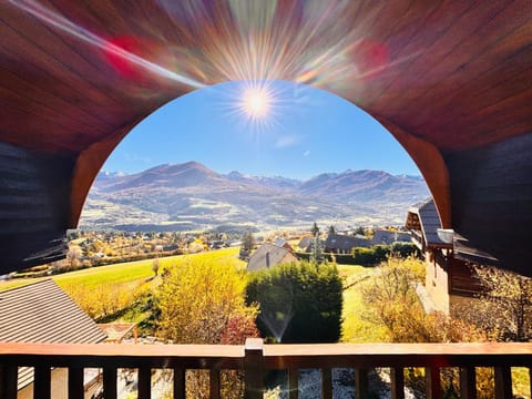Nearby landmark, Day, Natural landscape, Mountain view