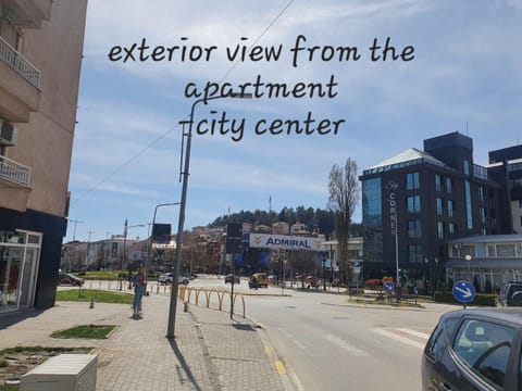 Day, Neighbourhood, City view, City view, Street view, Location, acessibility