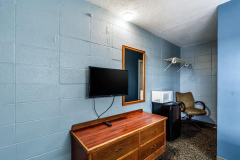 Broadway Inn Hotel in Council Bluffs