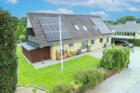 Property building, Street view