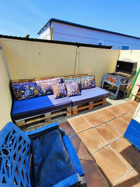 Przytulny domek holenderski z podgrzewanym odkrytym basenem do dyspozycji gości Campground/
RV Resort in De Haan