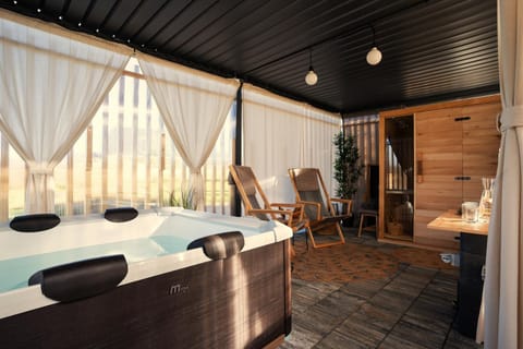 Hot Tub, Sauna, Spa and wellness centre/facilities, Decorative detail